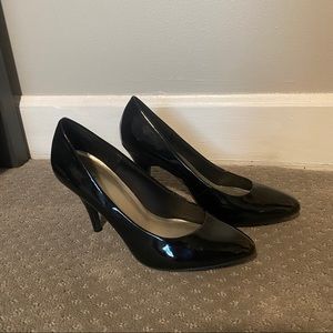 Like New!! Black Patent Heels *Wide*